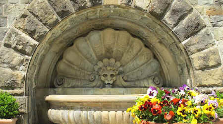 fountain at Radda in Chianti